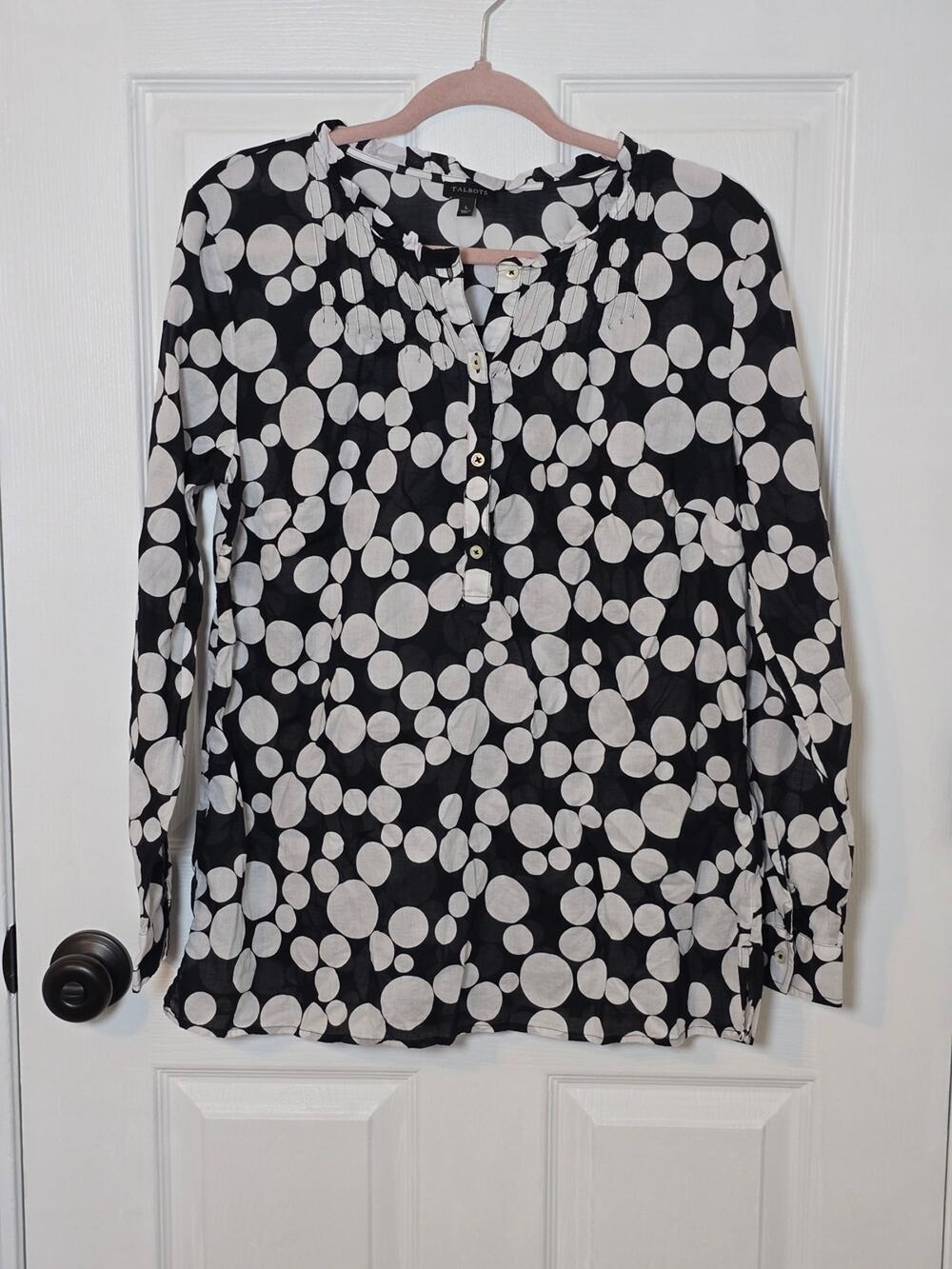 Talbots Women’s Black and White Polka Dot Long Sleeve Henley Blouse Large